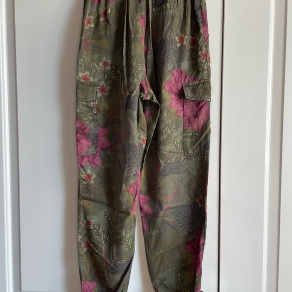 Desigual Camoflower Cargo Jogger Pants Balibay - Picture 5 of 11